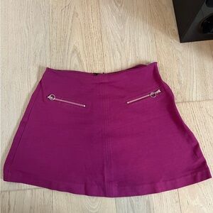 Pink mini skirt - size medium - zipper detailing